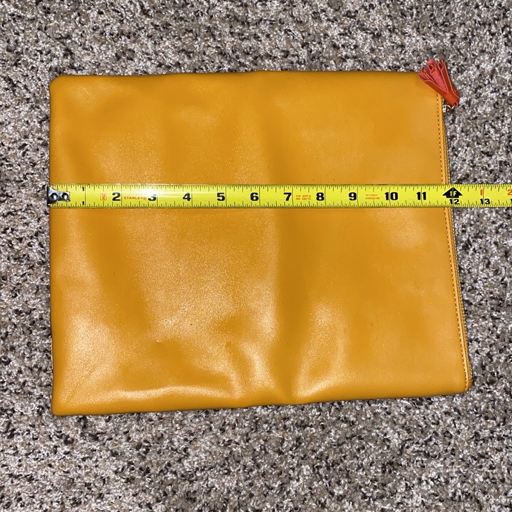 🐛Rachel Pally Orange Floral Clutch! - Picture 5 of 11